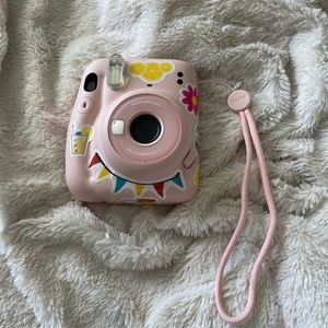 Instant camera